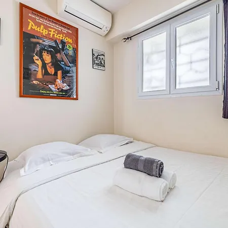 L'esprit Croisette Avec Balcon à Cote Du Martinez * Cannes