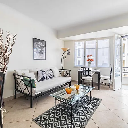 L'esprit Croisette Avec Balcon à Cote Du Martinez Apartamento Cannes